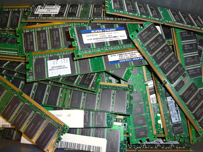 تفاوت Registered Memory Ecc با Unregistered Memory Non Ecc چیست فروشگاه آنلاین خرید سرور و قطعات سخت افزاری